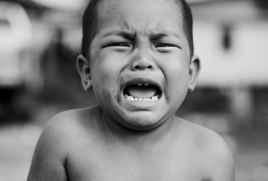 toddler crying while parent leaves the room